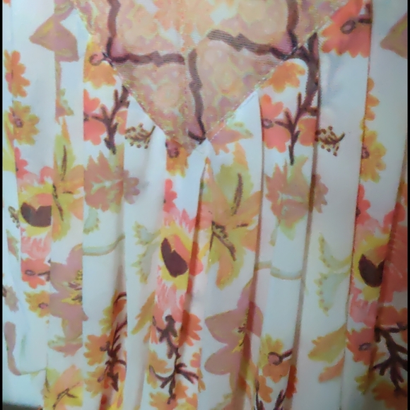 Free people double mesh, sleeveless,pleated blouse - Picture 12 of 12